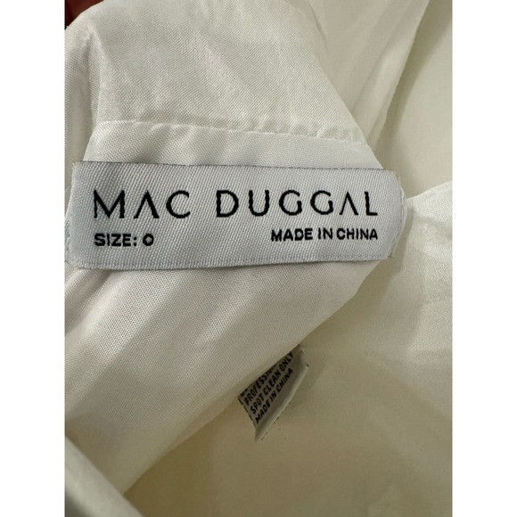 Mac Duggal Size 0 $398 NWT Rosette Halter White Chiffon Pleated Gown - Picture 8 of 12